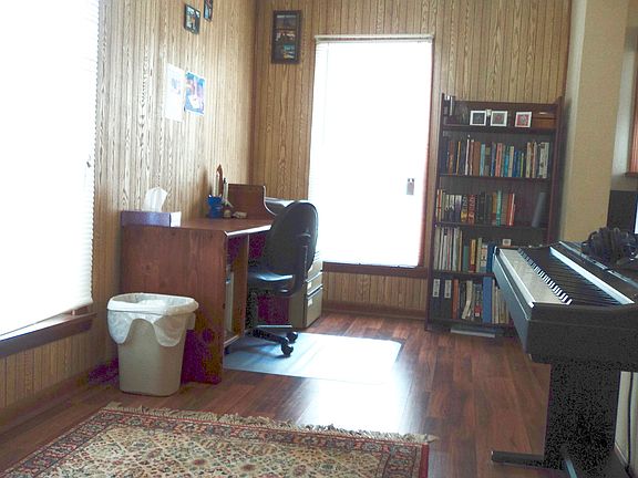 5th image of 146 Main St APT 6