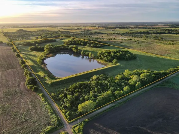 6160 101st Rd, Rock, KS 67156