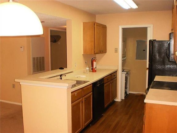 4th image of 5275 Images Cir APT 207