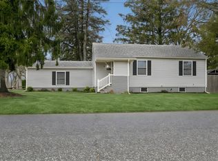3 Roy Avenue, West Islip, NY 11795
