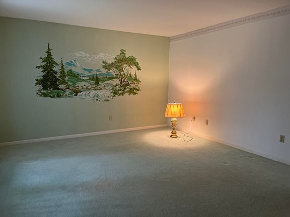 3rd image of 6361 Cedarbrook Dr