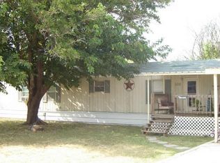 239 Coke St, Tye, TX 79563