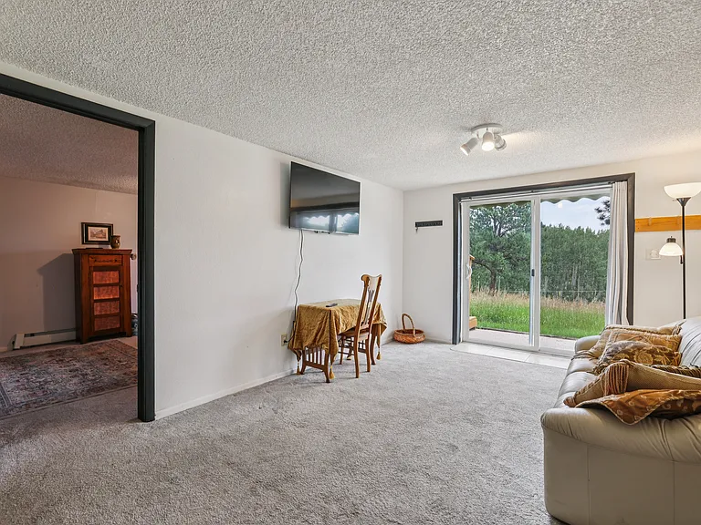 39 Dartmouth Pl — Photo 10