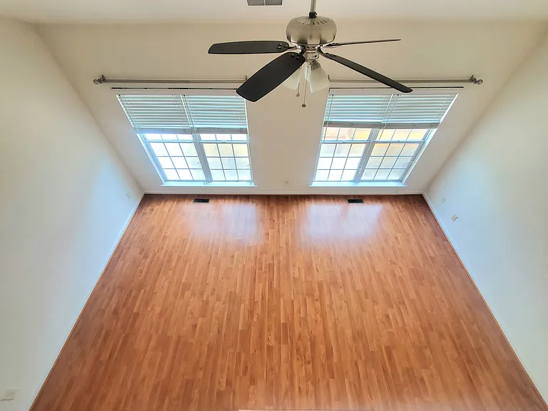 6030 Lincolnia Rd — Photo 22