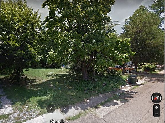 5th image of 205 N 12th St
