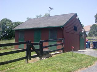 455 Pennock Bridge Rd, West Grove, PA 19390