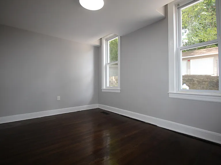 17 Boswell Ave #2 — Photo 17