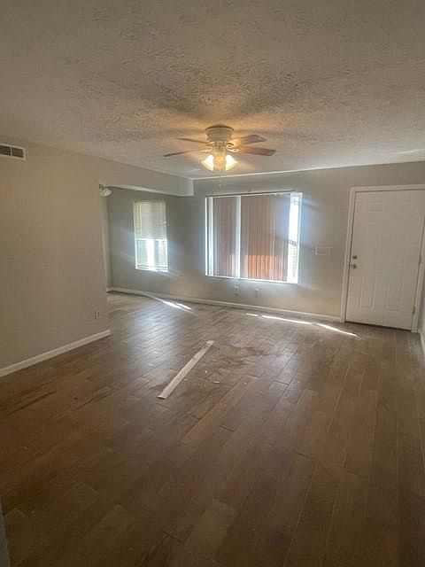 1st image of 2186 Lincoln Ave