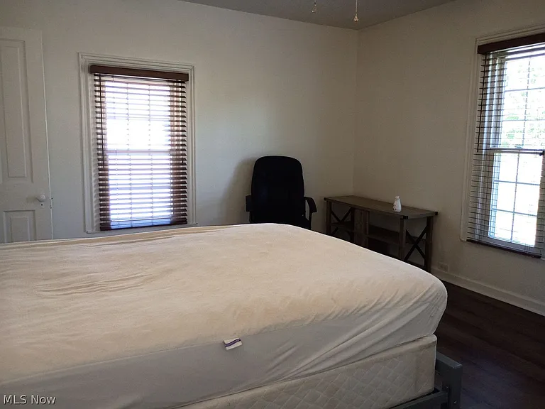 238 Howe St #UP — Photo 17