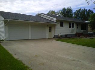 510 Oldham Ave, Manvel, ND 58256