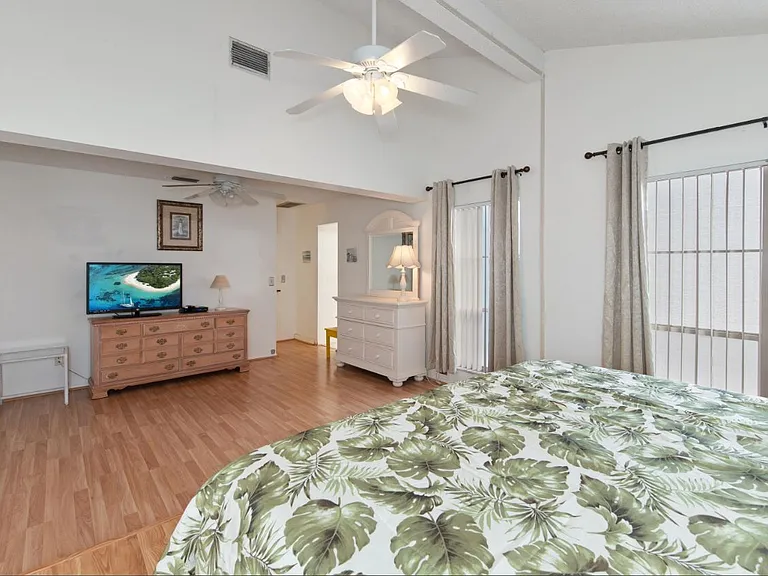 179 Medallion Blvd #179 — Photo 33