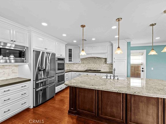 4th image of 2231 Branford Ln