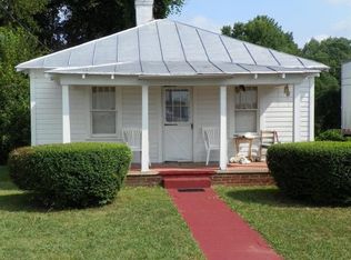 927 Bob Gregory St, Martinsville, VA 24112
