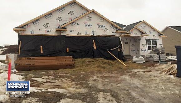 2nd image of 405 Ontario Rd