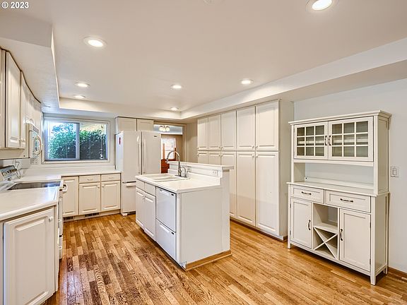 4th image of 14565 SE Bramble Ct