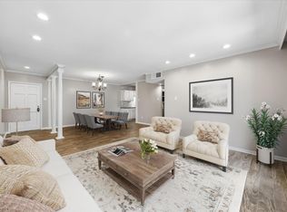 2230 S Piney Point Rd APT 103, Houston, TX 77063
