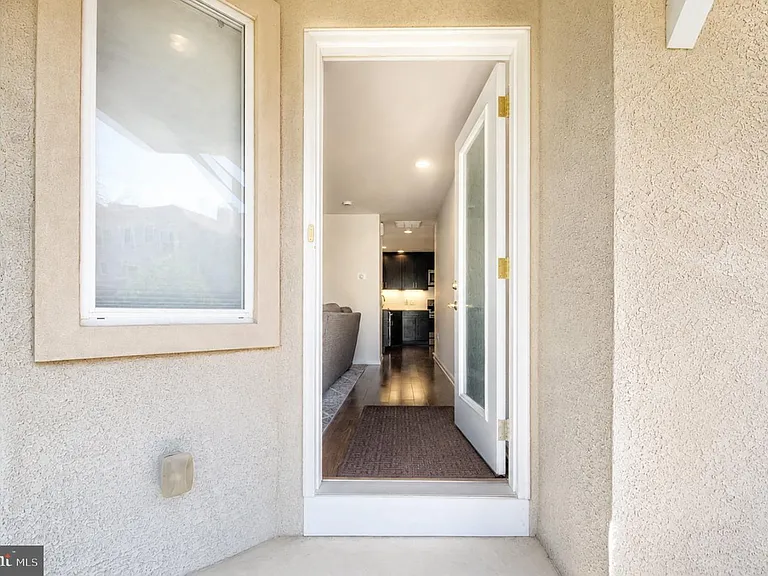 4 Regency Ct — Photo 7