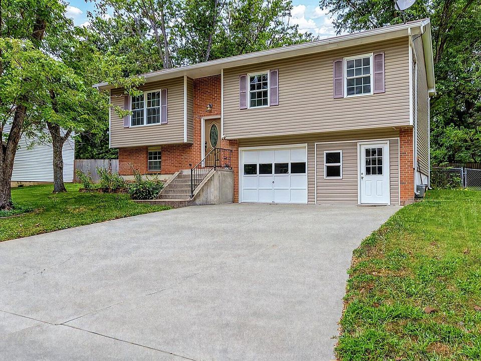 1st image of 1685 W Boris Dr