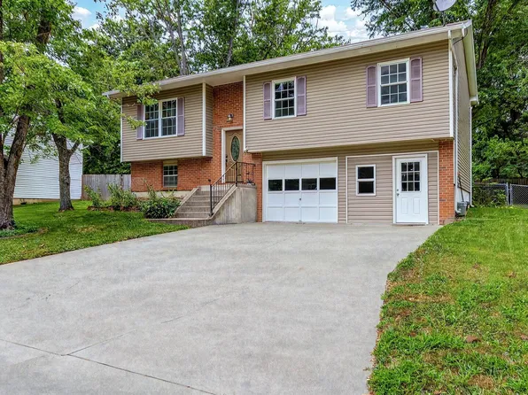 1685 W Boris Dr, Columbia, MO 65203