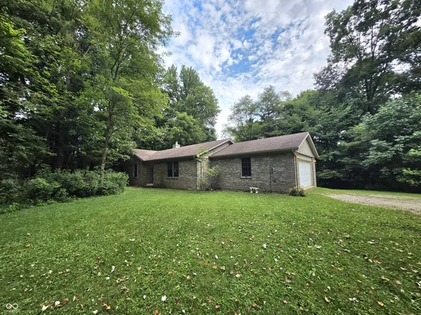 1281 NE Kiowa Cv, Greensburg, IN 47240