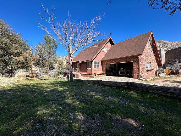 3rd image of 8 Spruce Ave