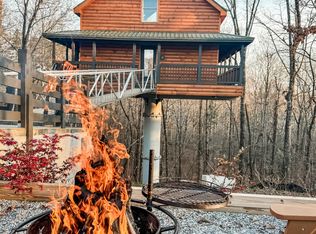 185 Walnut Ridge Dr, Cleveland, GA 30528