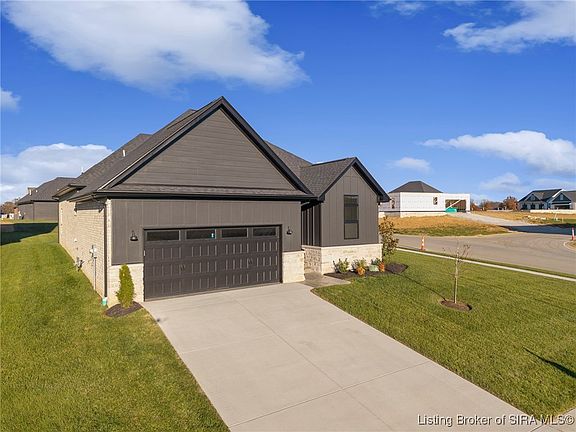5th image of 6417 Whispering Way #906