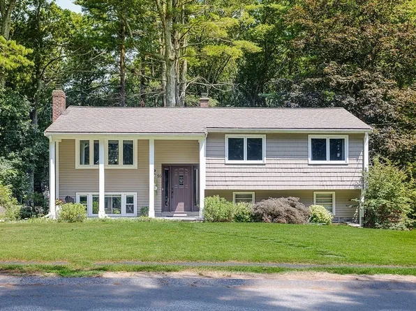 55 Dunster Rd, Holliston, MA 01746