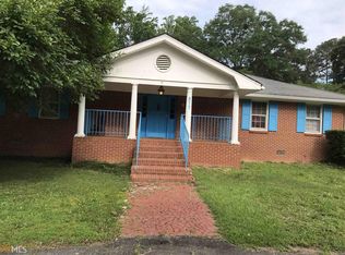 877 Walnut Cir, Norcross, GA 30093