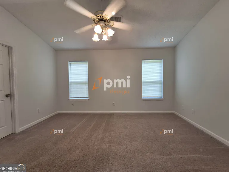 3705 Wavetree Pass NW — Photo 10