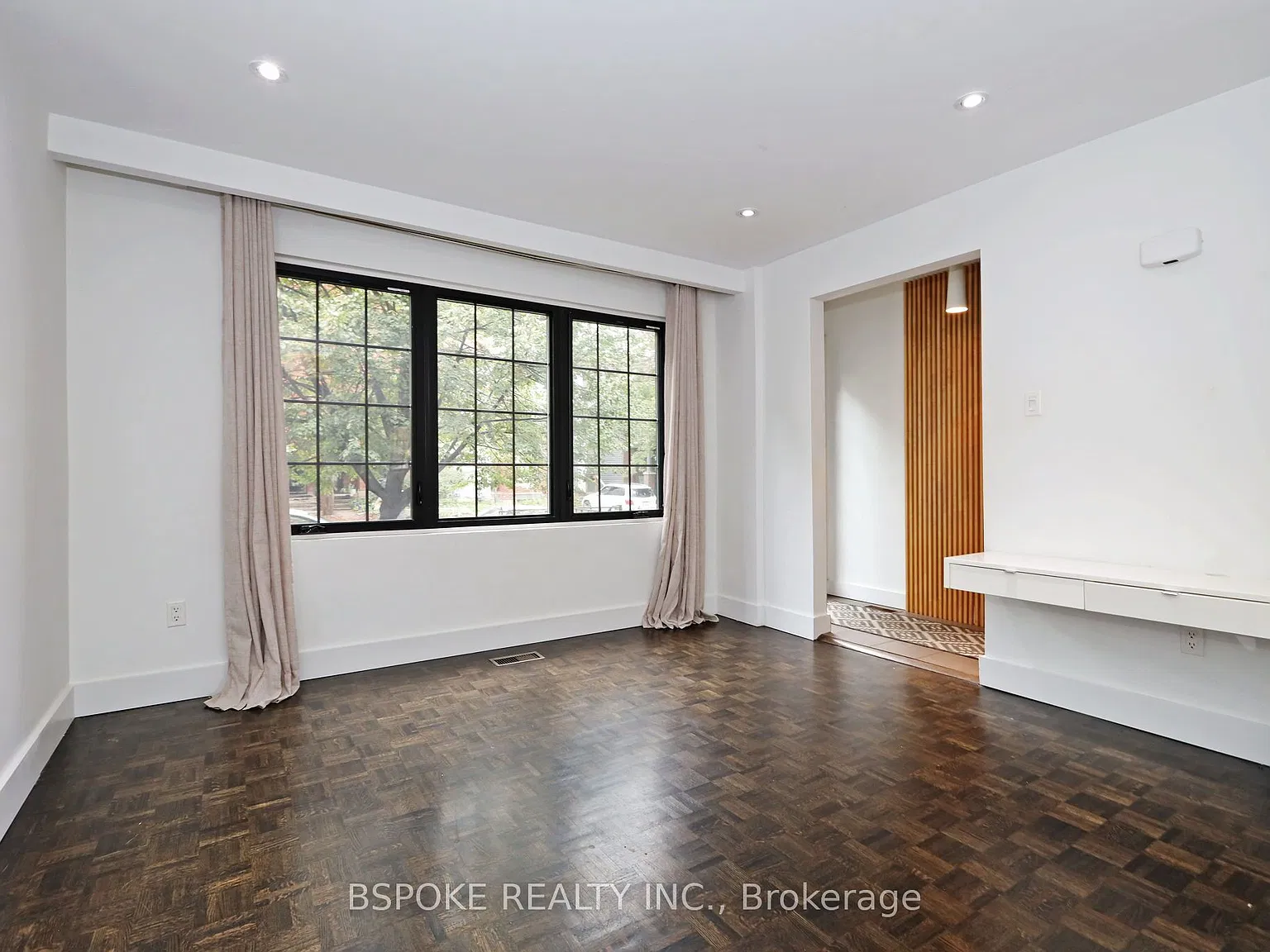 3 bed, $4,199 — Photo 2