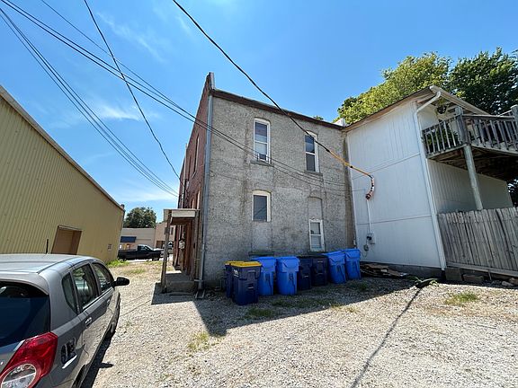 2nd image of 617 E 4th St #2