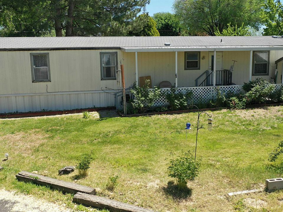 1st image of 15881 Purple Sage Rd Trailer 40