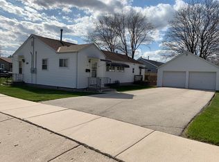 3734 Rasher St, Manitowoc, WI 54220