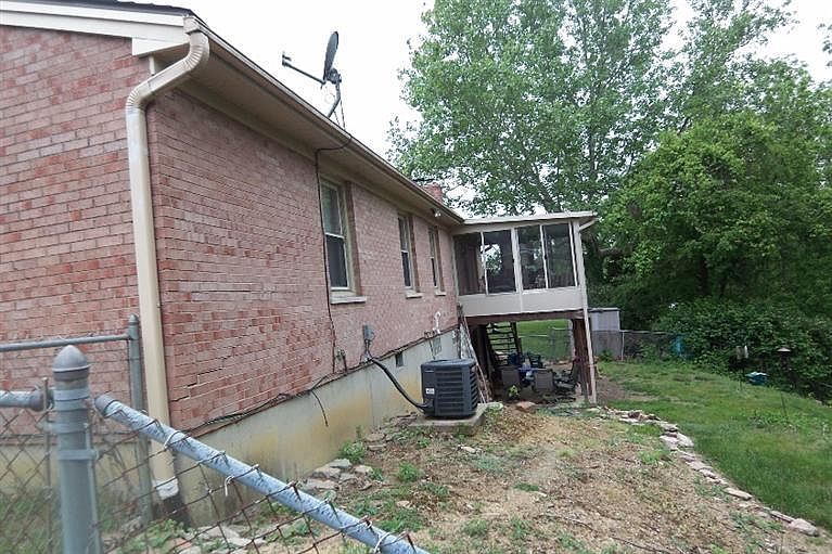 2nd image of 12056 Cedarcreek Dr