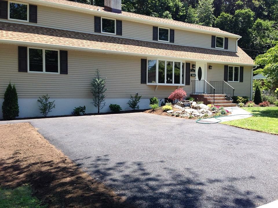 1st image of 469 Marion Ave