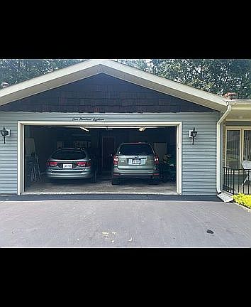 5th image of 118 Trenton St