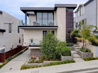615 7th St, Hermosa Beach, CA 90254