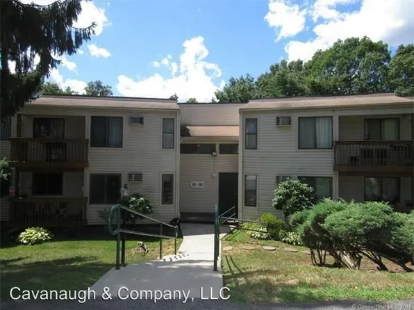 84 Woodland Dr, Cromwell, CT 06416