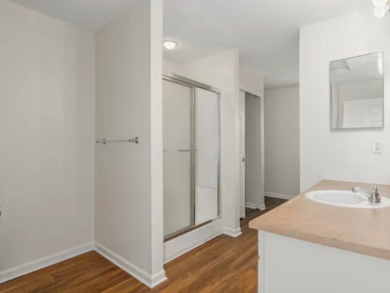 Autumn Chase Apartments — Photo 8