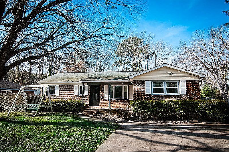 1st image of 109 Lavergne Ln