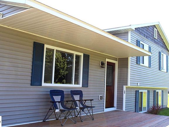 5th image of 4227 Weatherby Ln