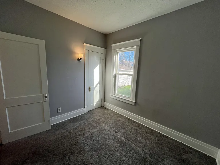 15 Beatrice Ave #1 — Photo 17