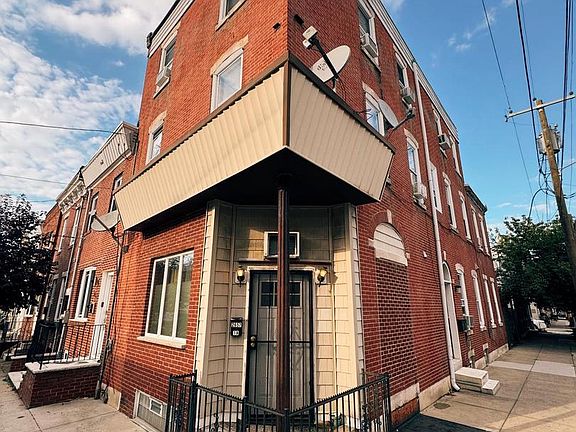3rd image of 2657 E Ann St