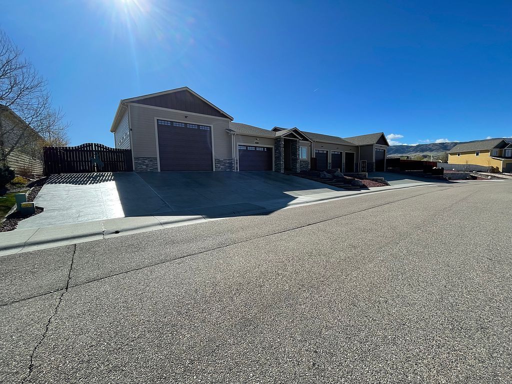 2895 Casa Grande Dr - Property Image