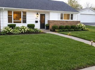 55 Apple Ln, Park Forest, IL