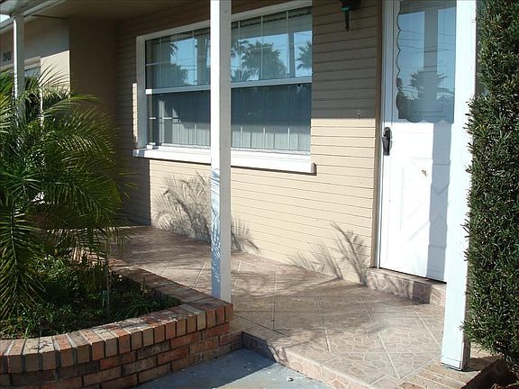 3rd image of 2401 Keene Park Dr
