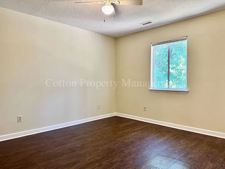 107 Lullwater Dr #201 — Photo 8
