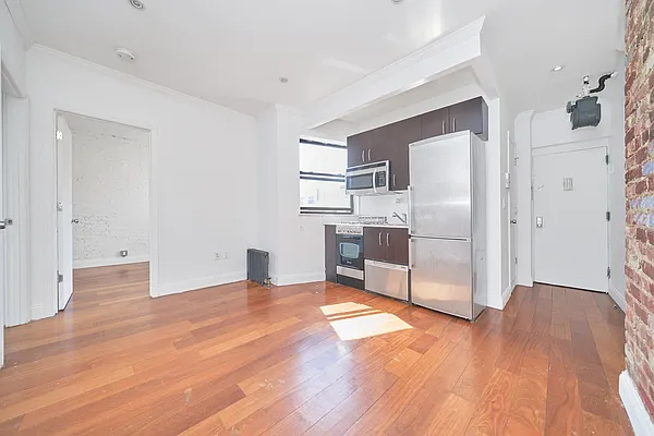 Rented by Living New York | media 10