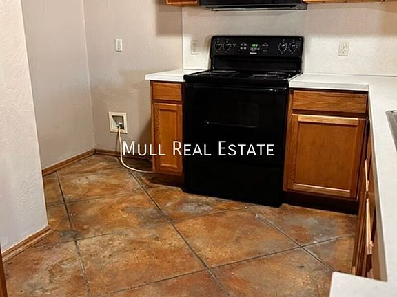 3rd image of 2736 SE 89th Ter